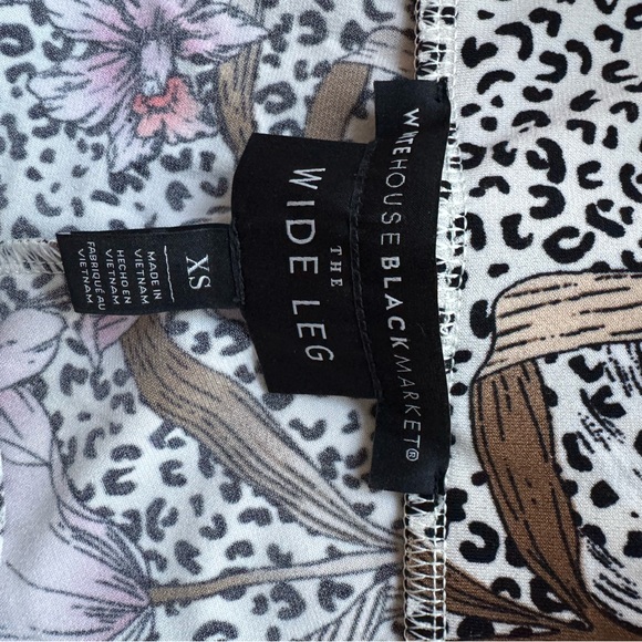 White House Black Market Floral Ankle Pants with matching halter top xs - Picture 5 of 5